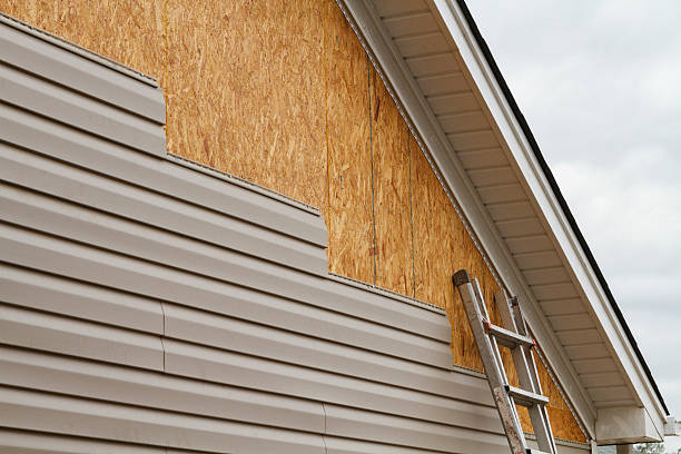 Professional Siding Installation technician working in Belle Mead, NJ